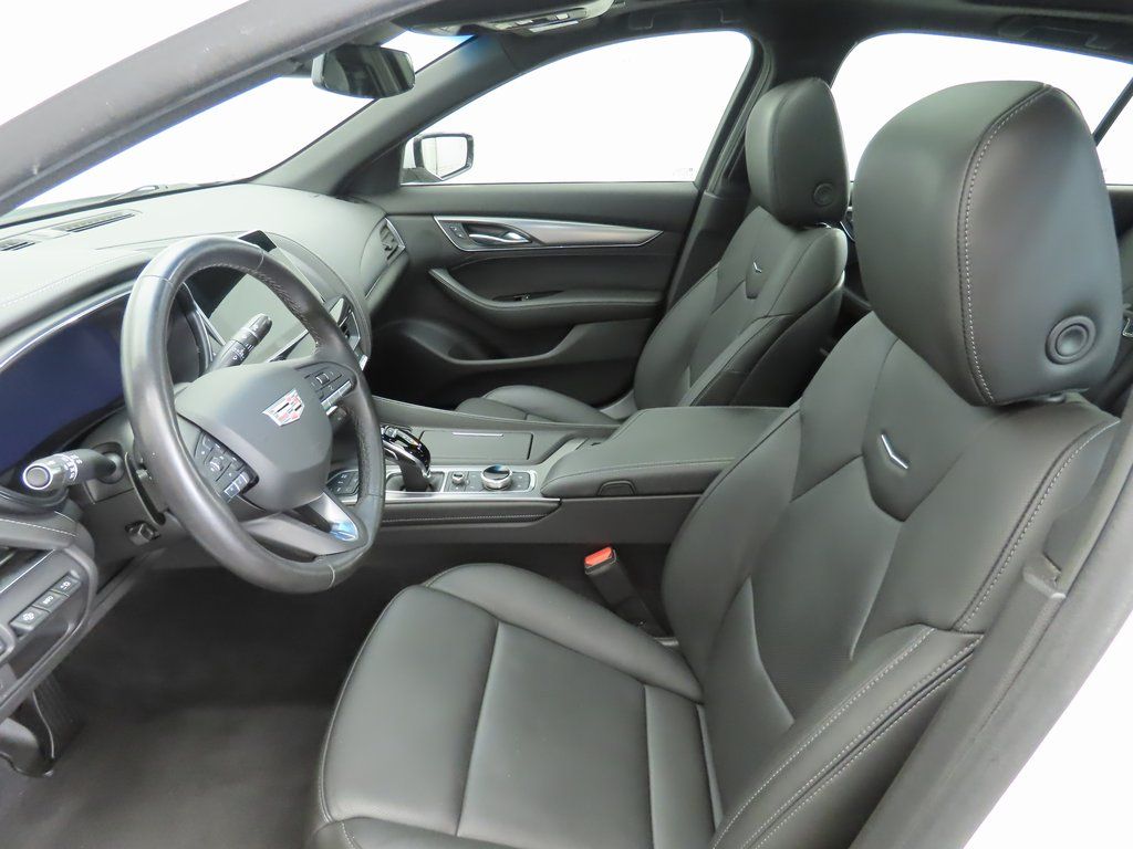 Thumbnail: 2023 Cadillac CT5 - 17