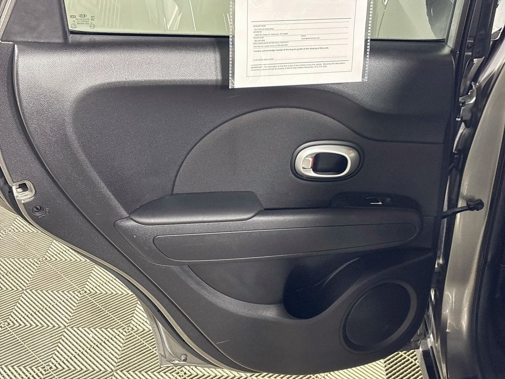 2018 Kia Soul Base