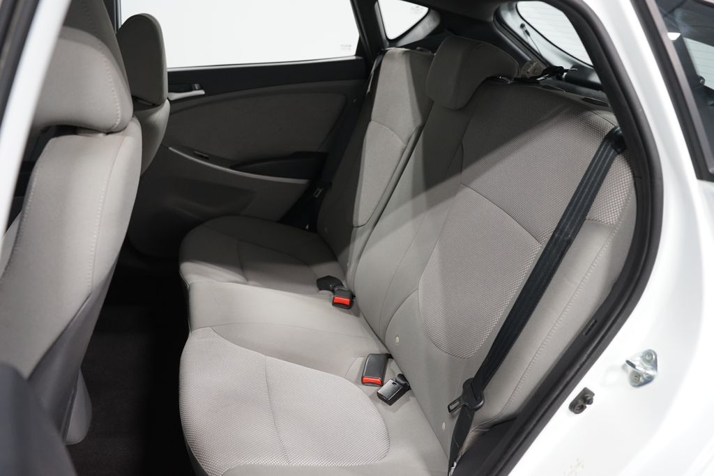 Thumbnail: 2013 Hyundai Accent - 21