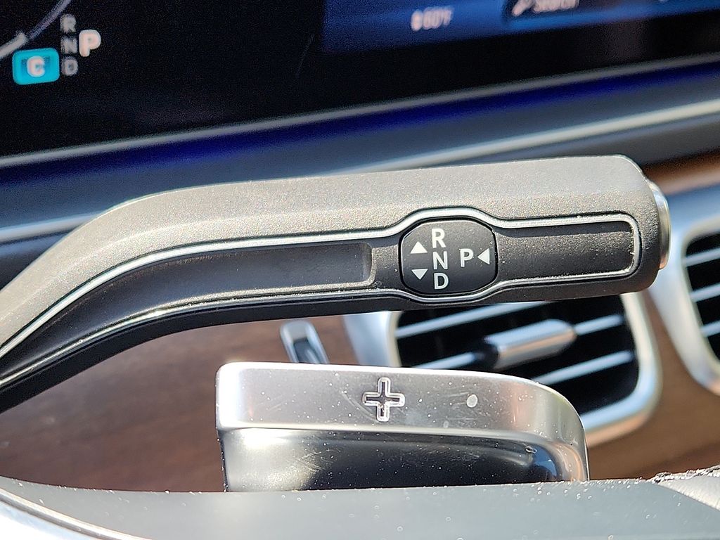 Thumbnail: 2025 Mercedes-Benz GLE - 14