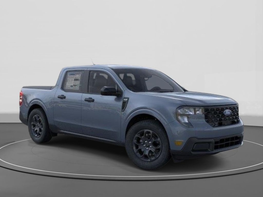 New 2026 Ford Maverick XLT 4D Crew Cab
