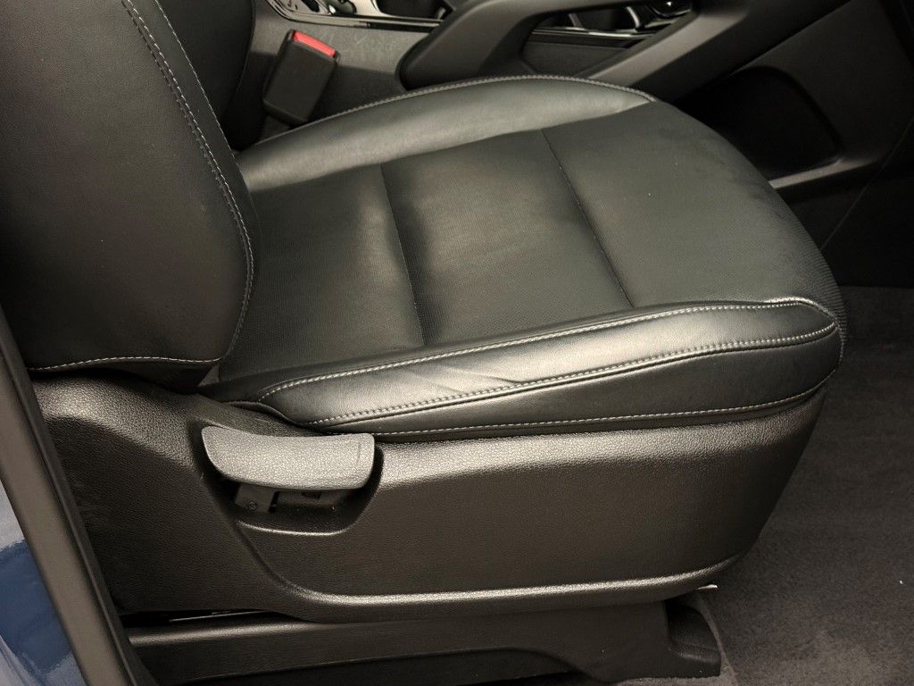 Thumbnail: 2023 Kia Telluride - 16