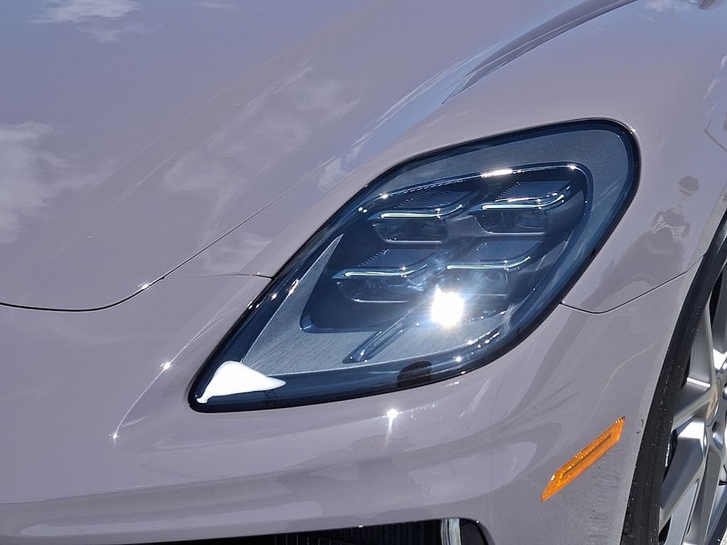 Thumbnail: 2025 Porsche Panamera - 11