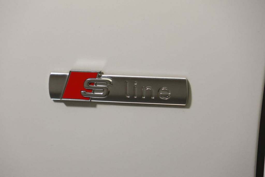 Thumbnail: 2024 Audi A4 - 11