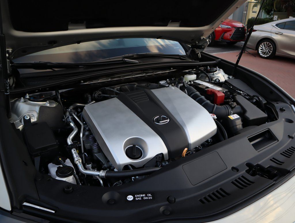 Thumbnail: 2025 Lexus ES - 15