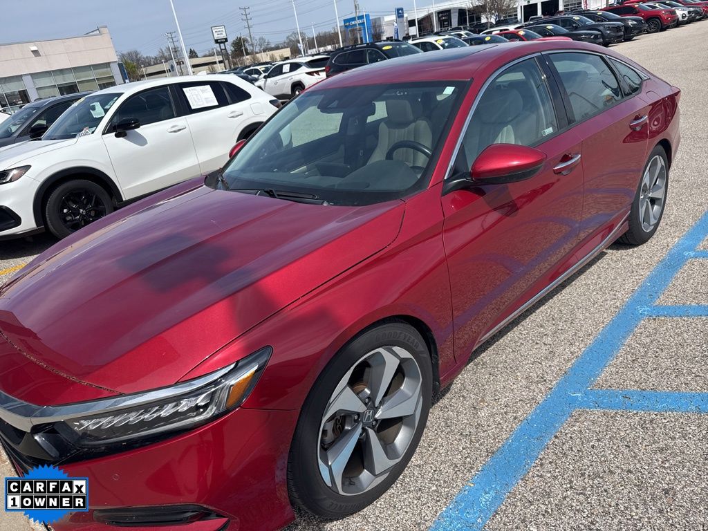 Radiant Red Metallic 2018 Honda Accord 2.0T Touring FWD Sedan Front-Wheel Drive Automatic