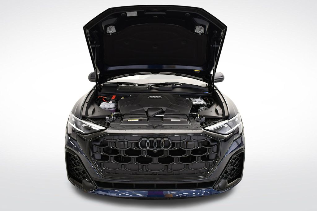 Thumbnail: 2026 Audi Q8 - 13