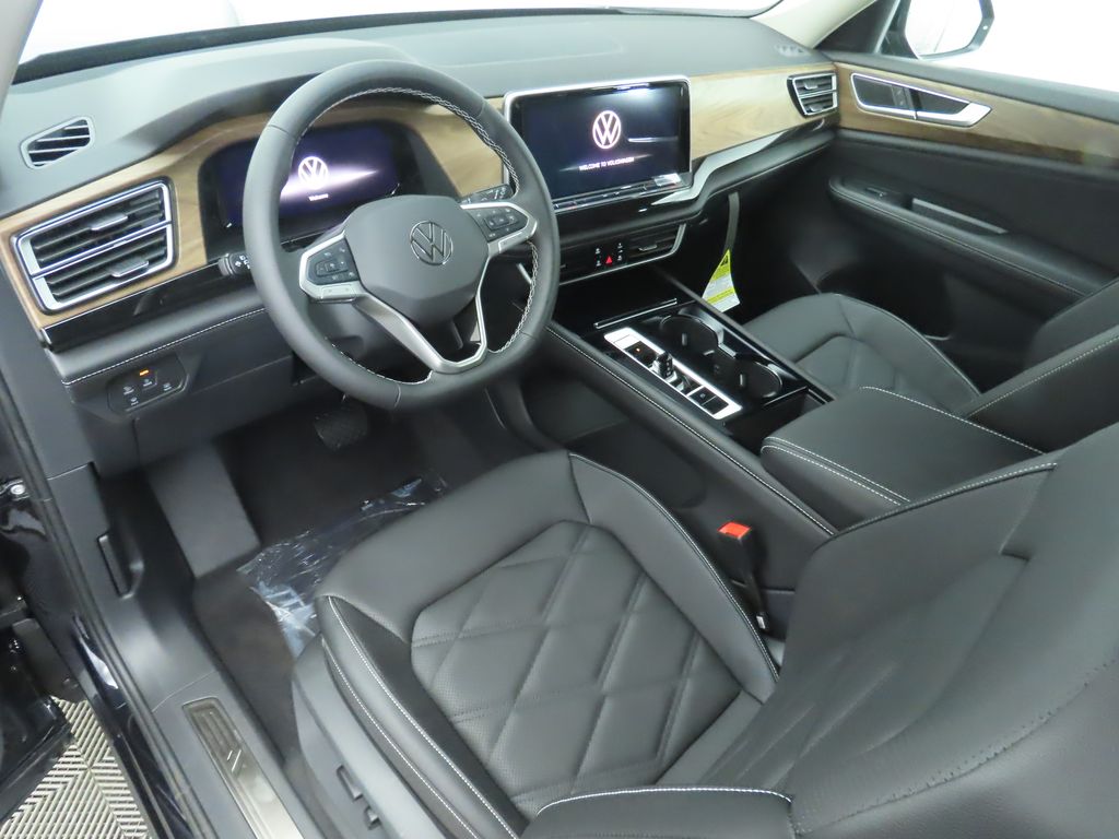 Thumbnail: 2026 Volkswagen Atlas - 10