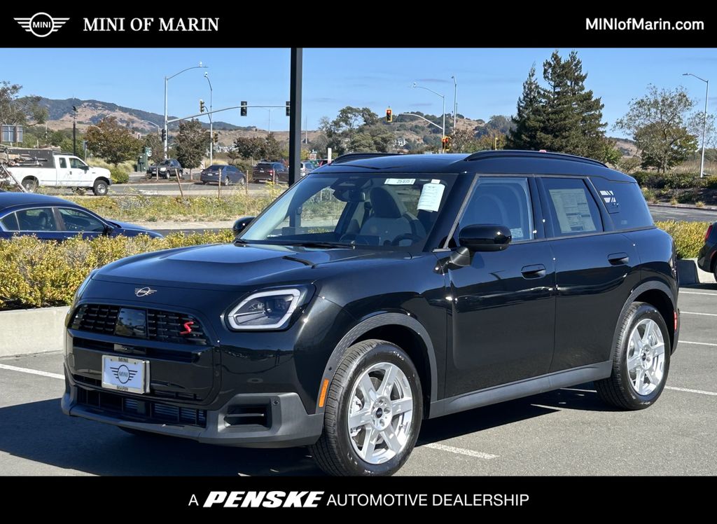 2025 MINI Cooper Countryman Iconic -
                Corte Madera, CA