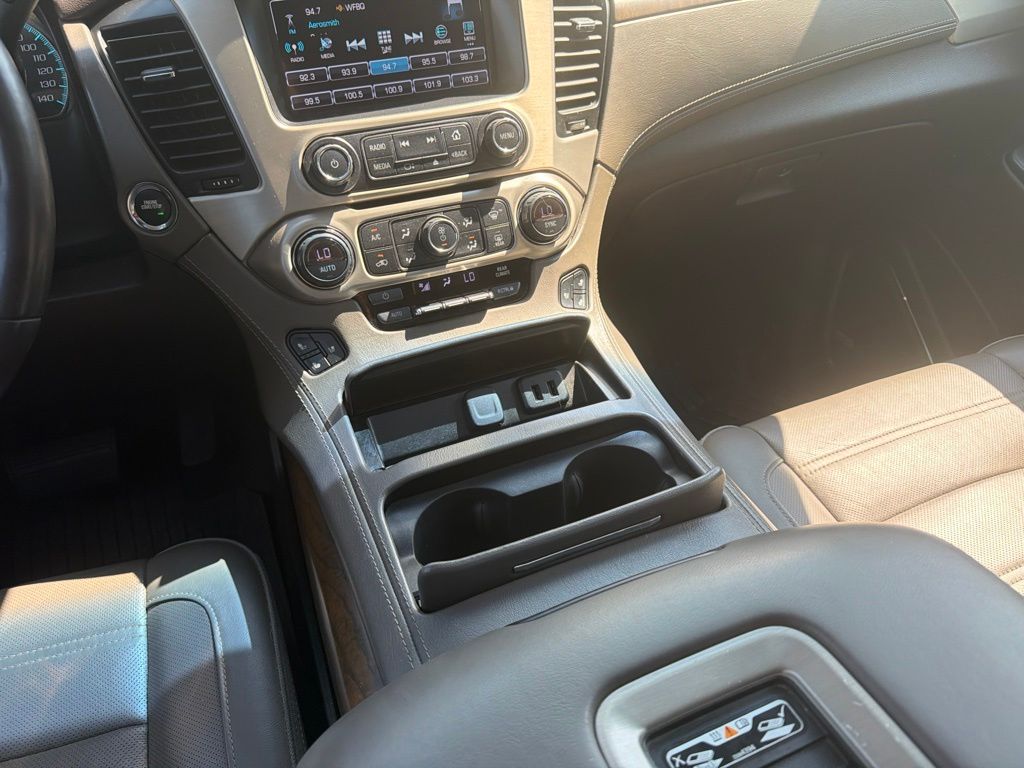 Thumbnail: 2019 GMC Yukon - 16