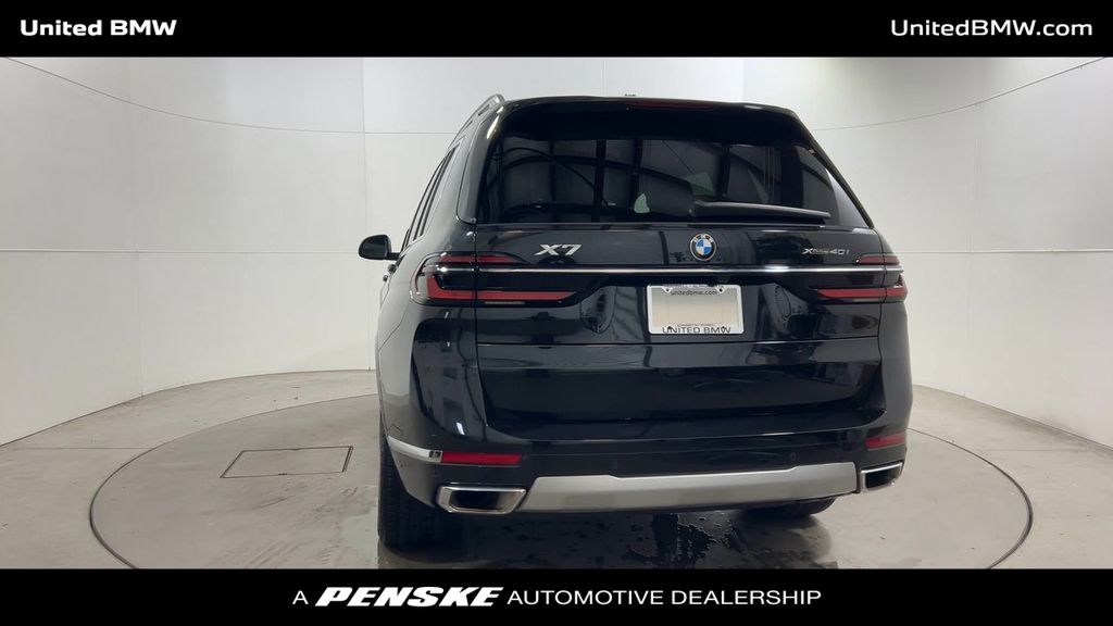 Thumbnail: 2025 BMW X7 - 7
