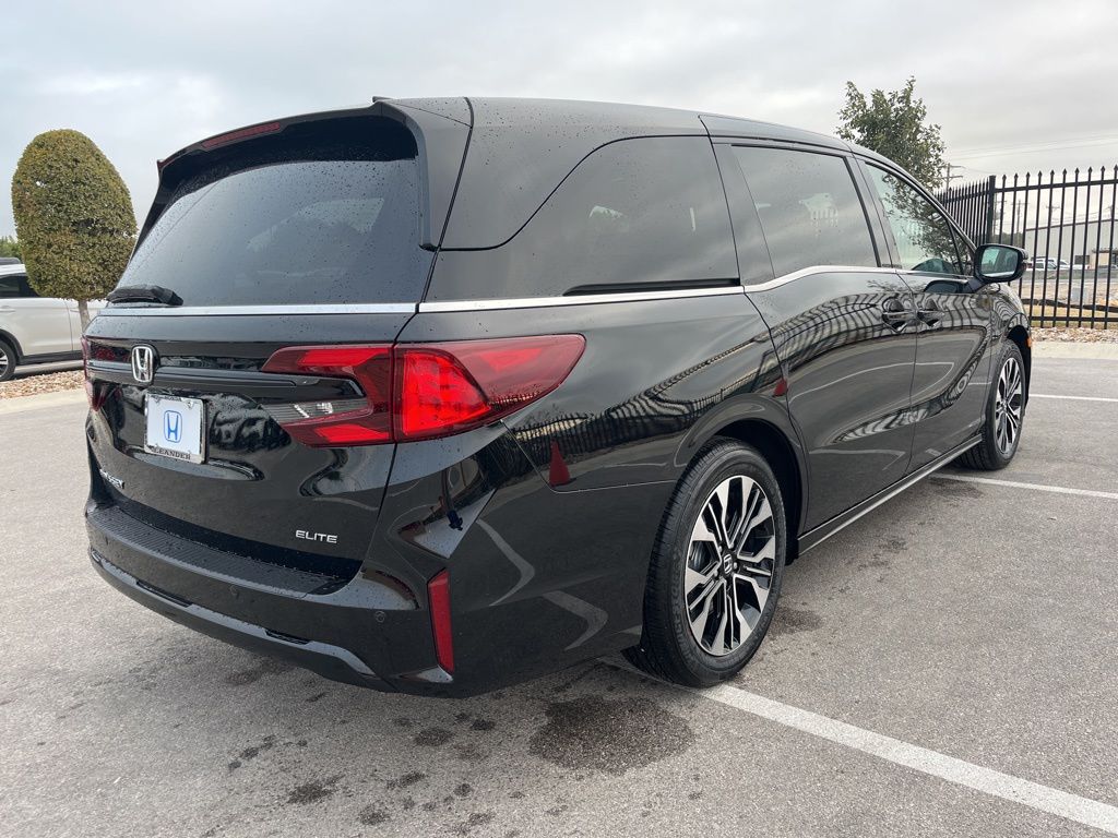 Thumbnail: 2026 Honda Odyssey - 3