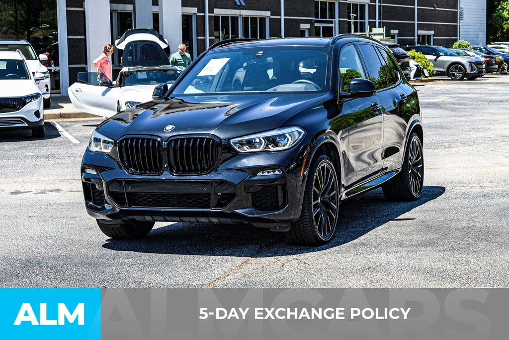 Used 2020 Black BMW M50i image 4