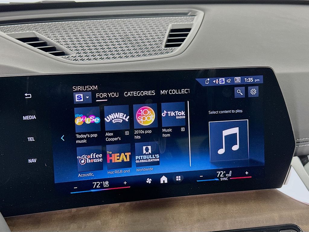 Thumbnail: 2026 BMW X1 - 11