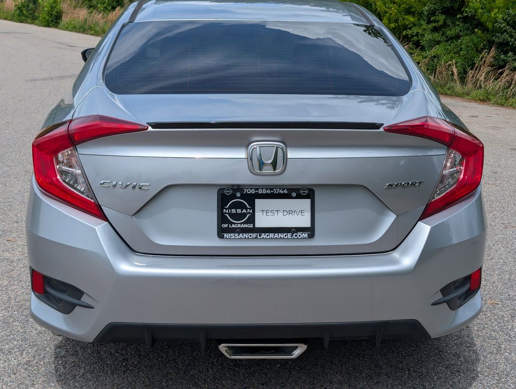 View vehicle photo 6