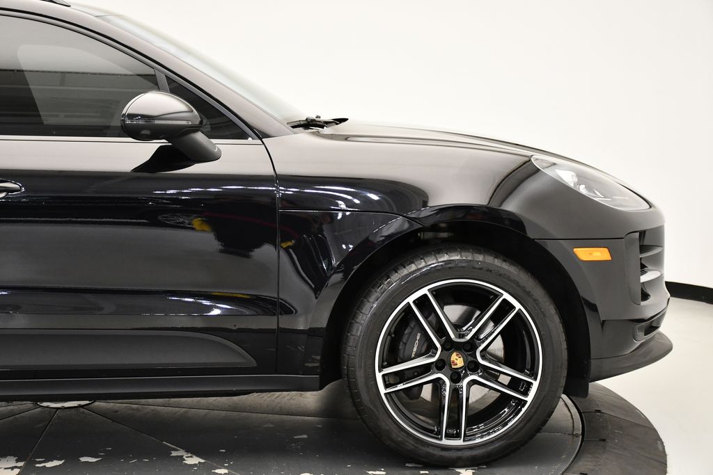 2021 Porsche Macan  13