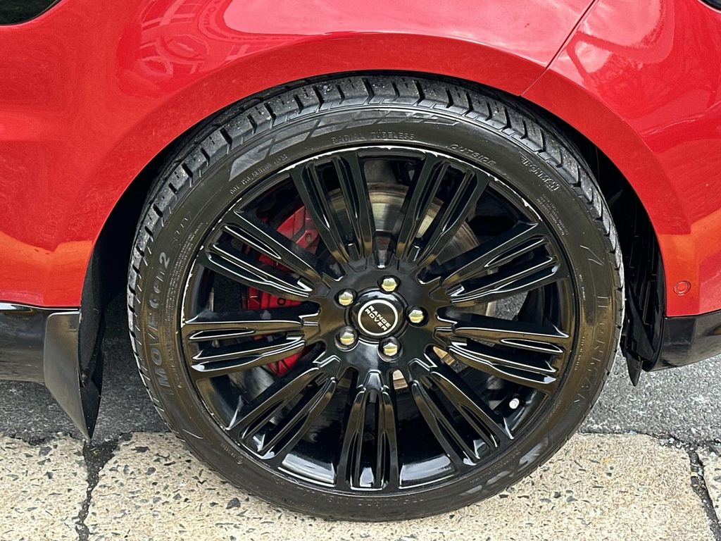 Thumbnail: 2019 Land Rover Range Rover Sport - 17