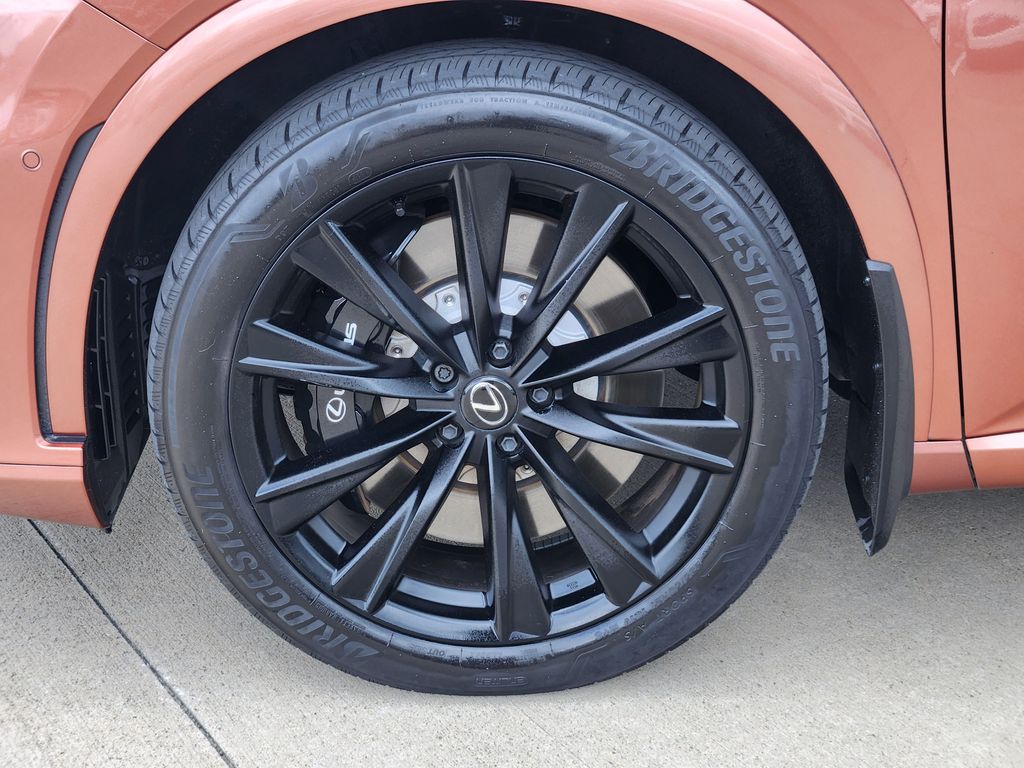 2023 Lexus RX 500h F SPORT Performance - 9