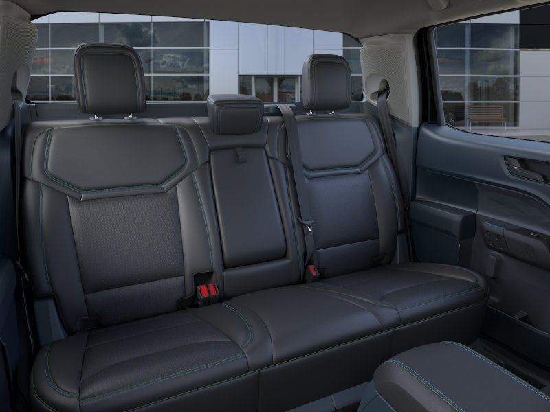 2026 Ford Maverick Lobo Standard