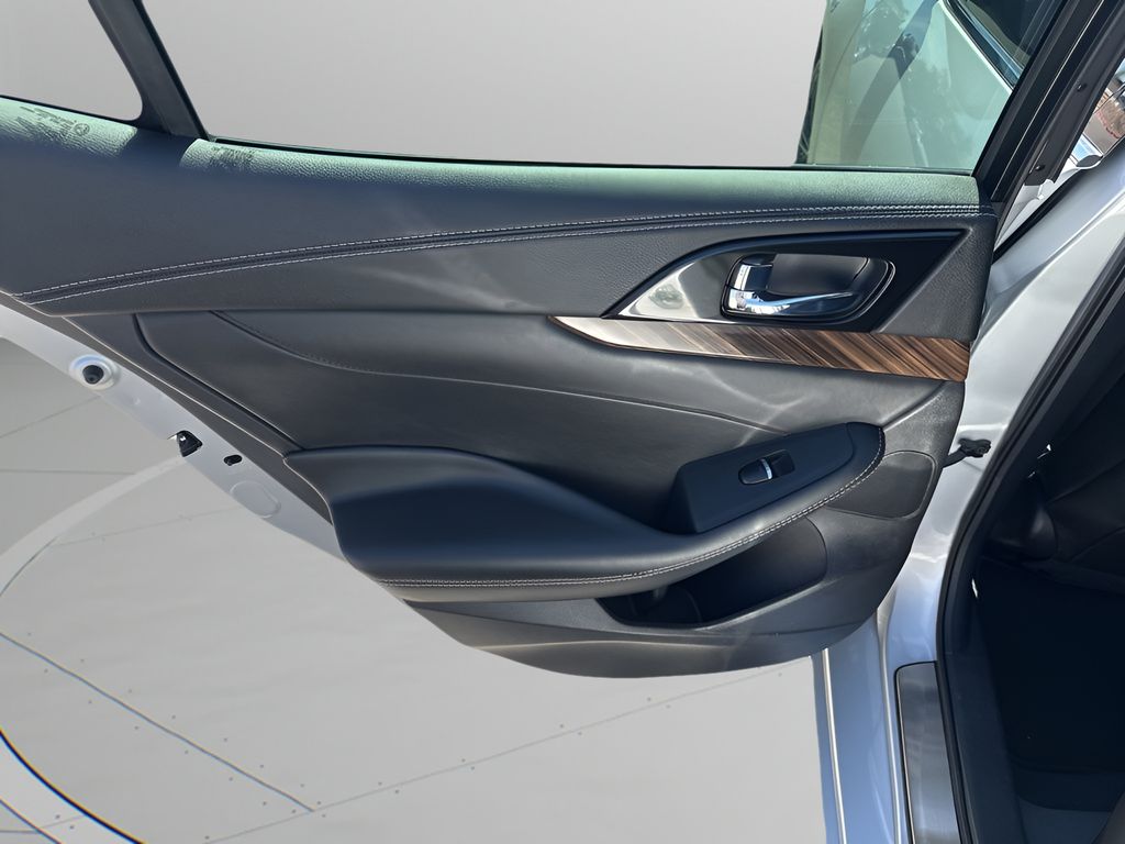 Used Car 2017 Nissan Maxima  Platinum For Sale Under $15,000 In Austin, Texas