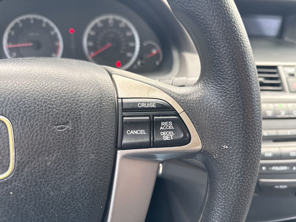 2009 Honda Accord LX 23