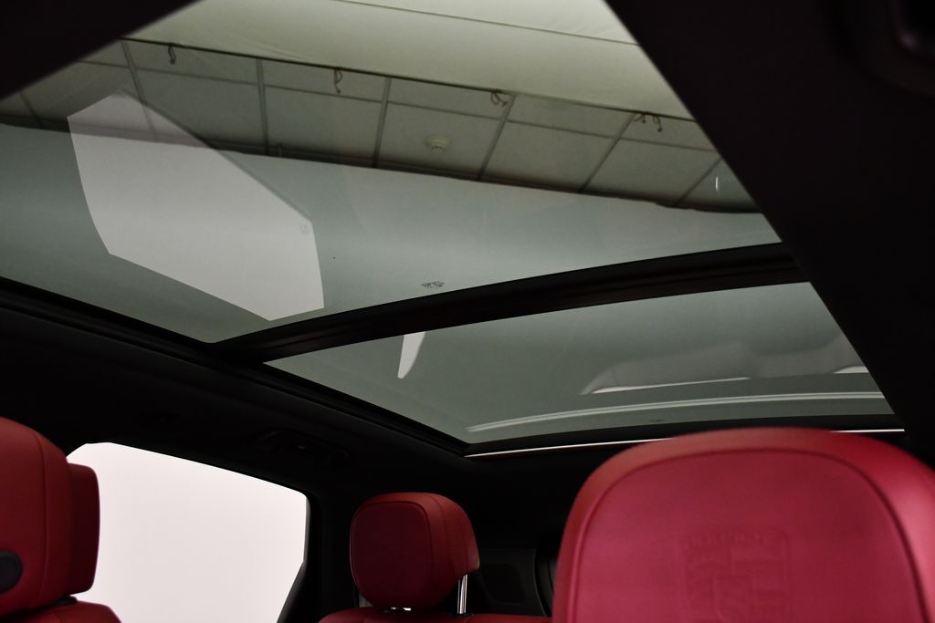 Thumbnail: 2023 Porsche Cayenne - 20