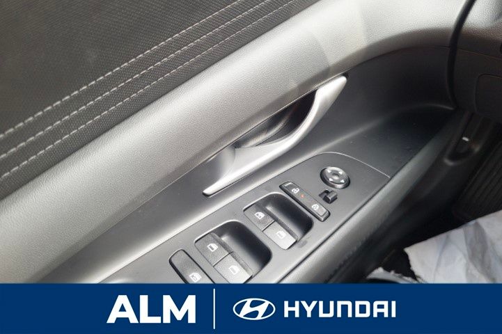 New 2026 Black Hyundai SE image 32
