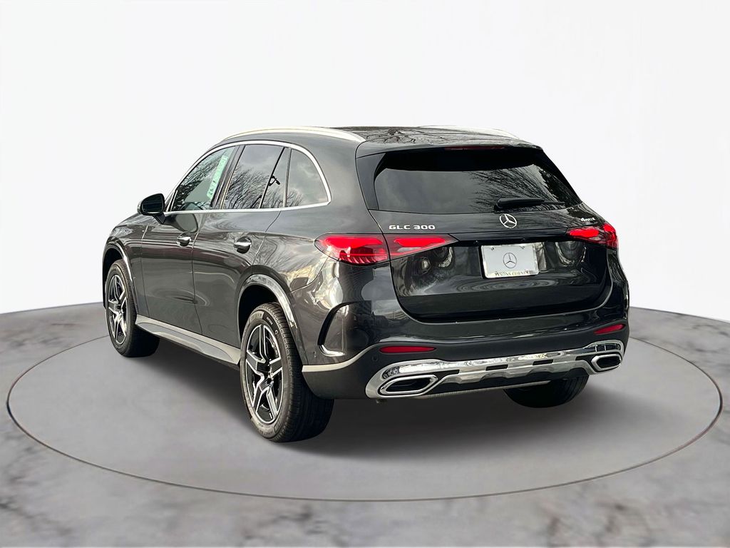 2025 Mercedes-Benz GLC 300 6