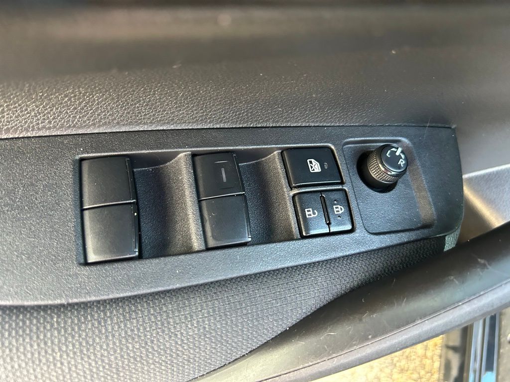 Thumbnail: 2024 Toyota Corolla - 16