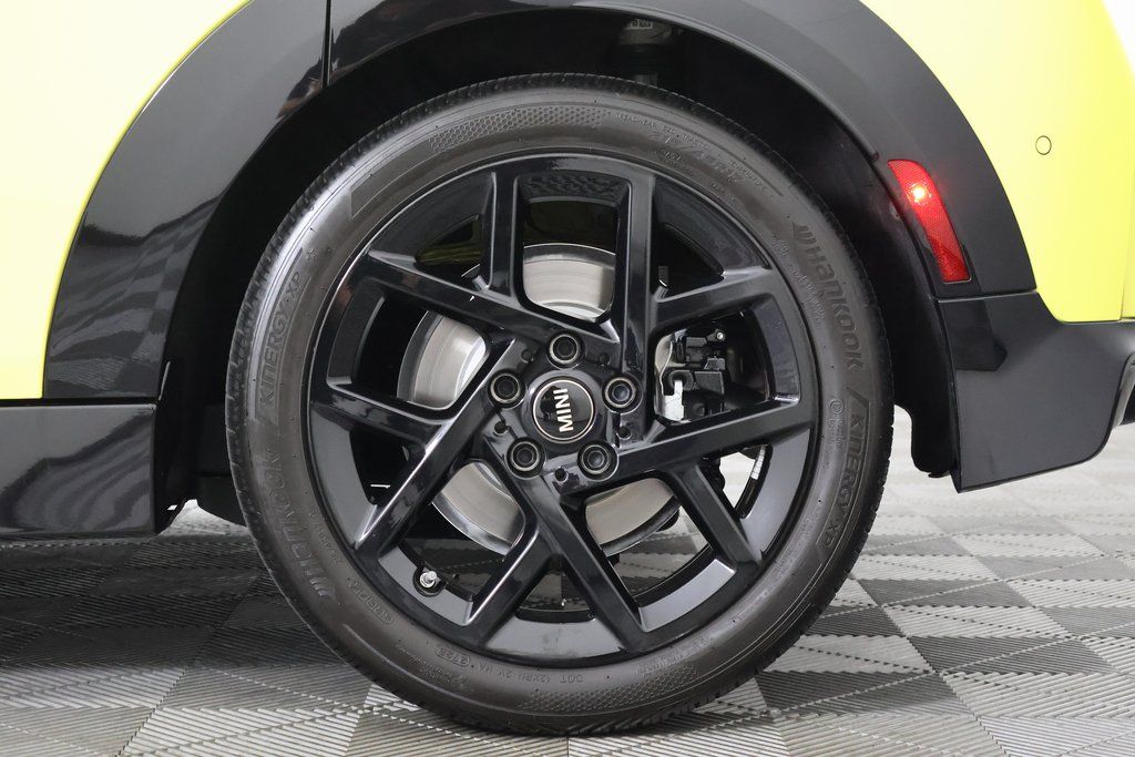 Thumbnail: 2026 MINI Cooper - 16