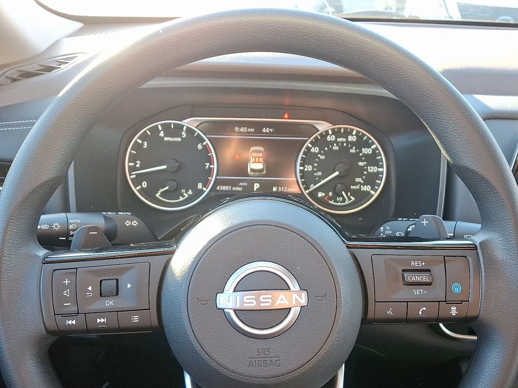 Thumbnail: 2023 Nissan Rogue - 19