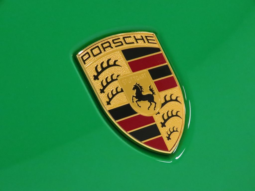 Thumbnail: 2026 Porsche Macan - 14