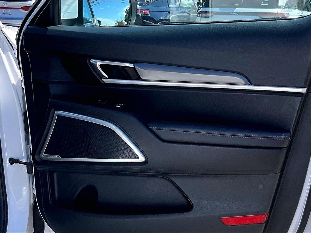 2024 Kia Telluride — photo 12