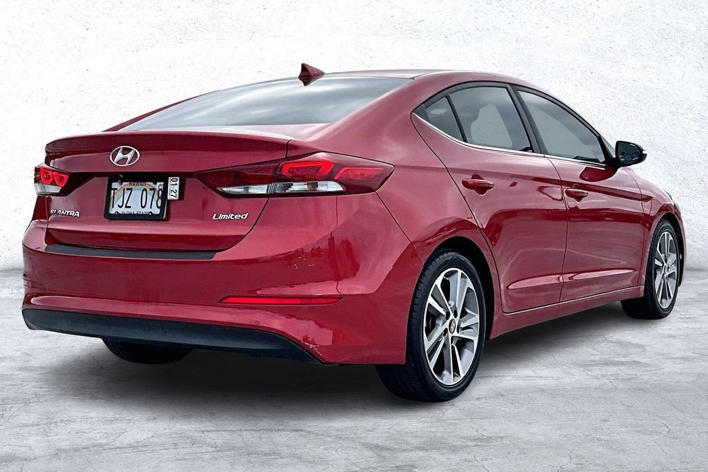 Used 2018 Red Hyundai Limited image 2
