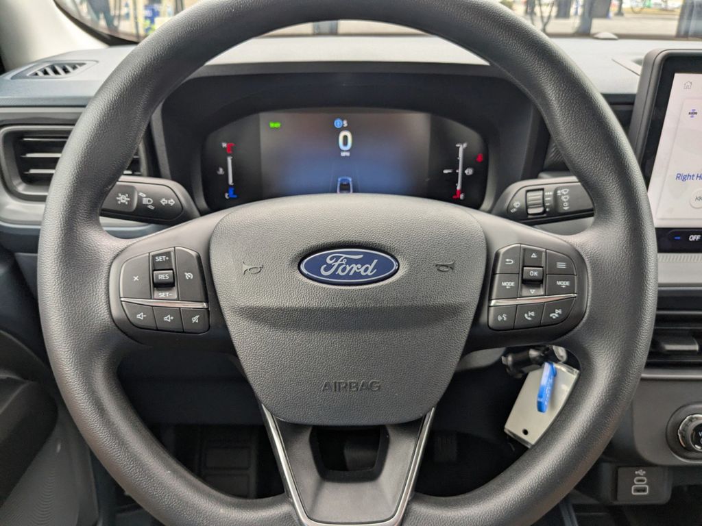 2025 Ford Maverick XL