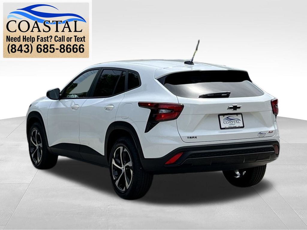 2026 Chevrolet Trax 1RS White at Stokes Honda North