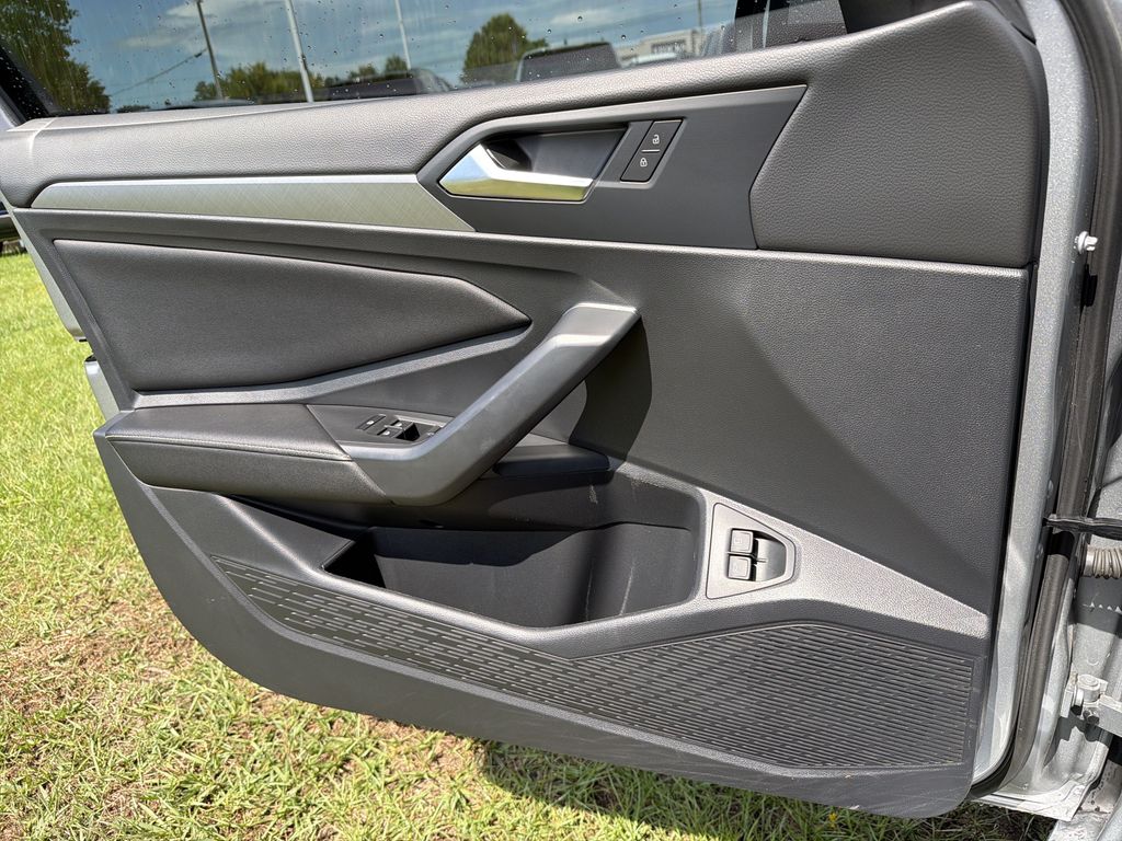 Used 2022 Volkswagen Jetta Sedan