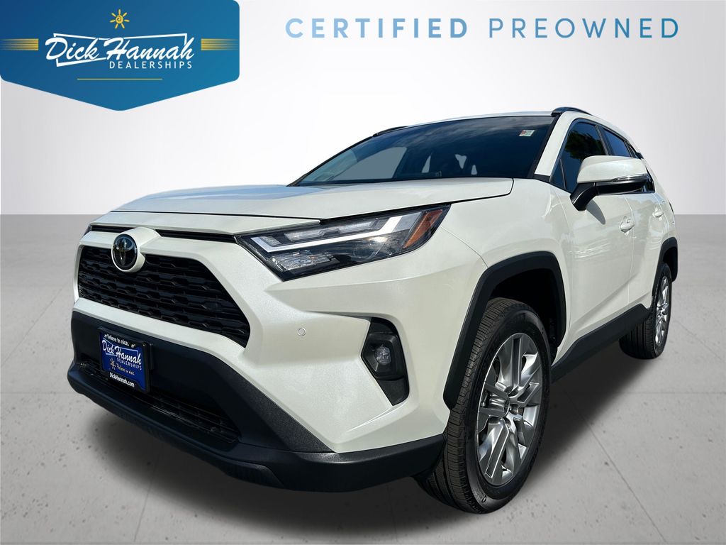 2022 Toyota RAV4 XLE Premium