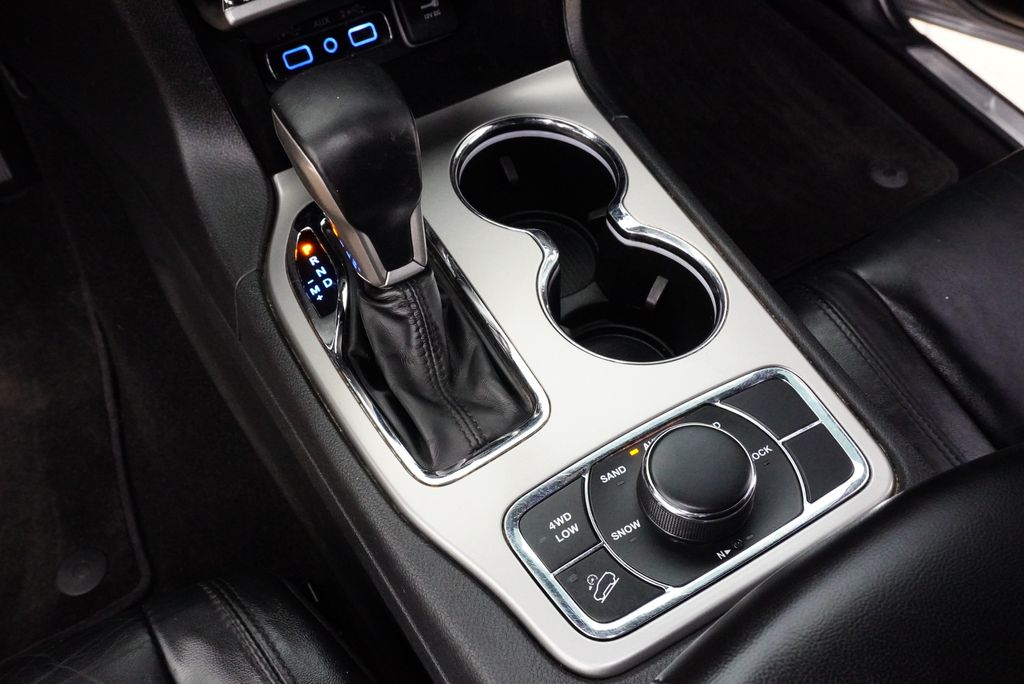 Used Car 2021 Jeep Grand Cherokee  Limited For Sale Under $20,000 In Weatherford, Texas