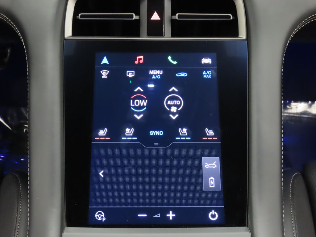 Thumbnail: 2025 Porsche Taycan - 28