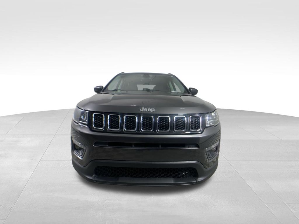 2018 Jeep Compass Latitude 8