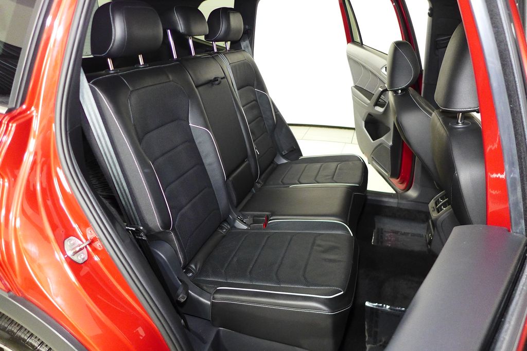 Thumbnail: 2024 Volkswagen Tiguan - 20