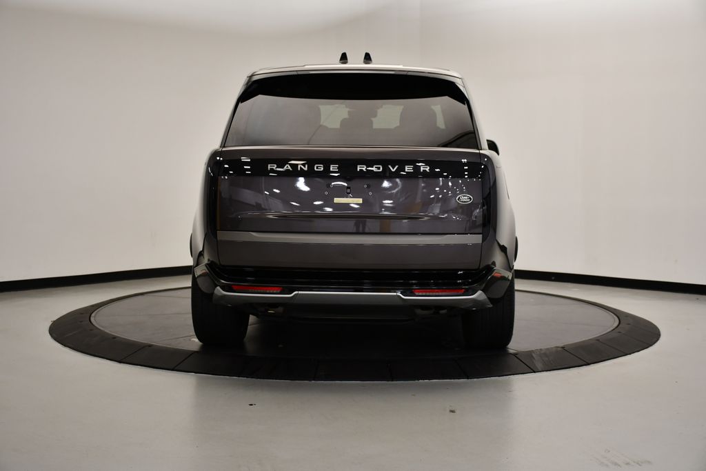 Thumbnail: 2022 Land Rover Range Rover - 4