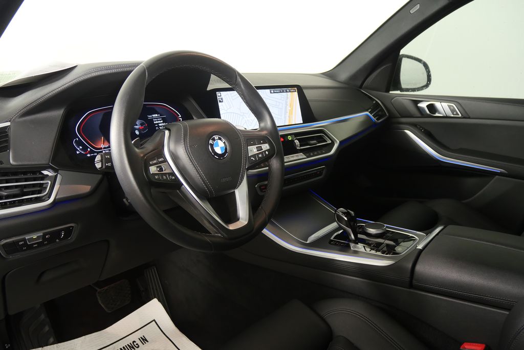 Thumbnail: 2022 BMW X5 - 12