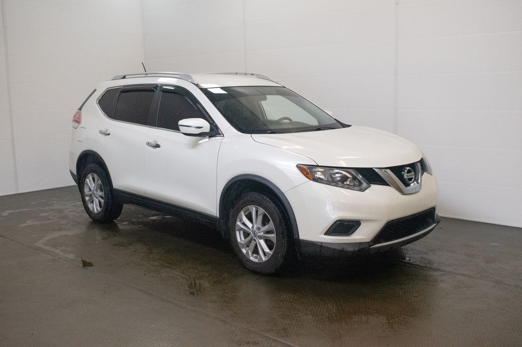 Pearl White 2016 Nissan Rogue SUV / Crossover All-Wheel Drive Continuously Variable Transmission