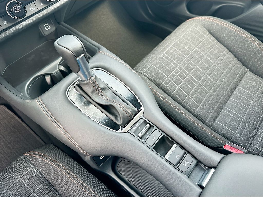 2025 Honda HR-V Sport 14