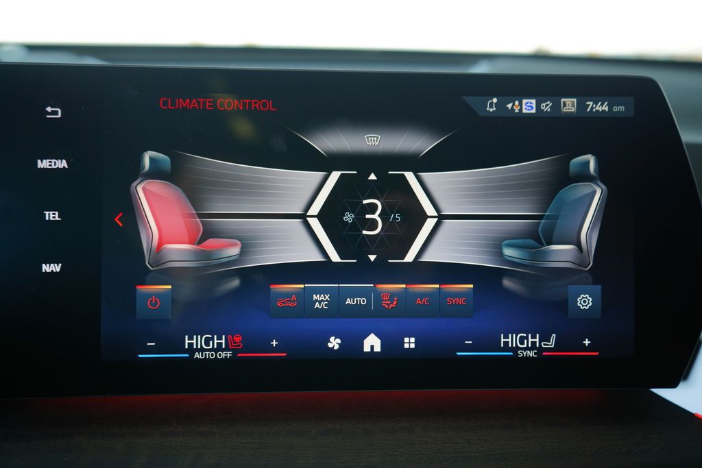 Thumbnail: 2026 BMW X1 - 17