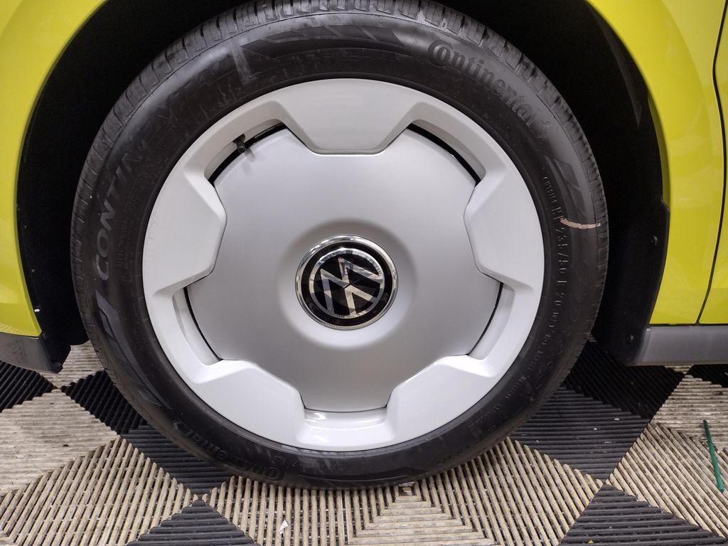2025 Volkswagen ID. Buzz 1ST EDITION (TWO-TONE)