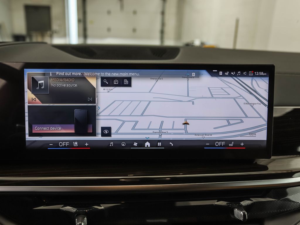 Thumbnail: 2026 BMW X5 - 15