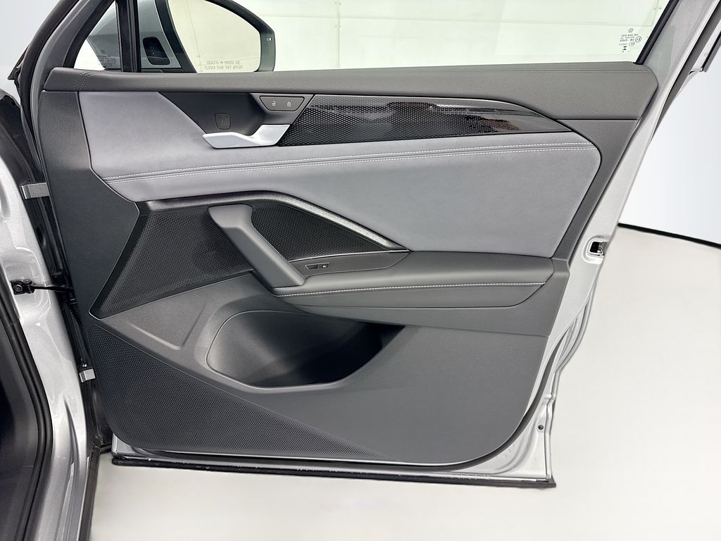 Thumbnail: 2026 Volkswagen Tiguan - 23